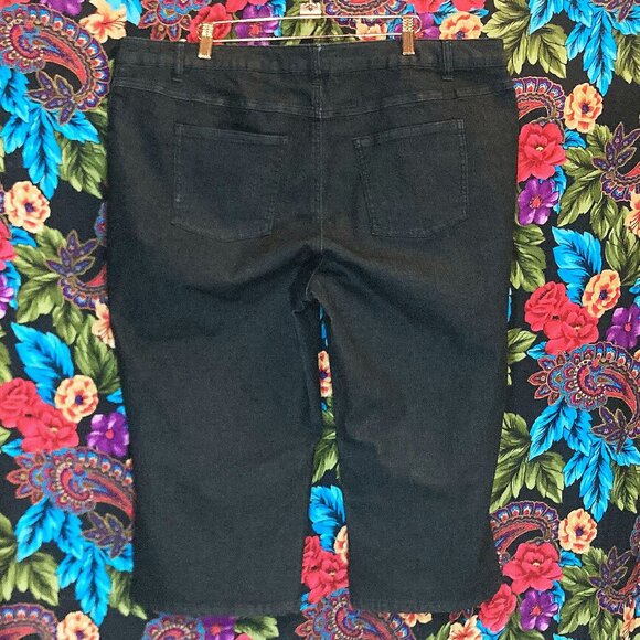 WOMEN'S WOMEN WITHIN CAPRI PANTS DENIM WOMENS SIZE 20W LONG SHORTS CROPPED CALF - Picture 2 of 3